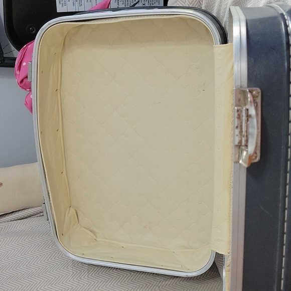 Vintage Fingerhut Luggage Small Case - Picture 4 of 10
